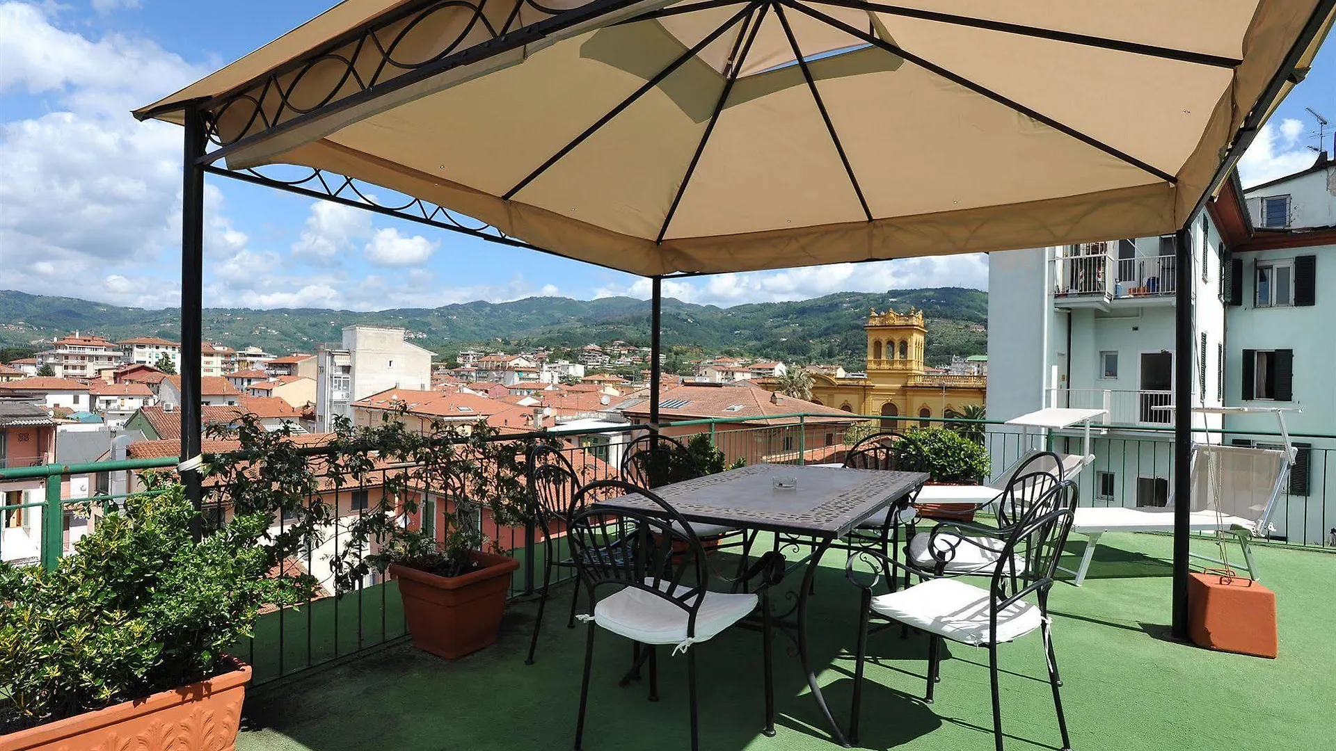 Hotel Minerva Palace Montecatini Terme 4*,  Italy